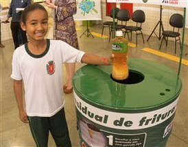 Parceria entre escolas municipais de Maringá  e Projeto Recicla Óleo é renovada
